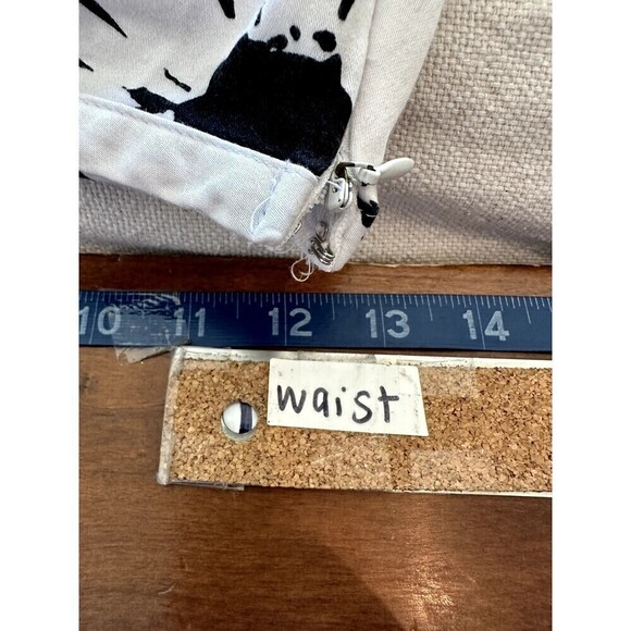 Dressbarn Floral White Daisy Print Skirt Woman's Size 4 summer modern classy - Picture 7 of 14